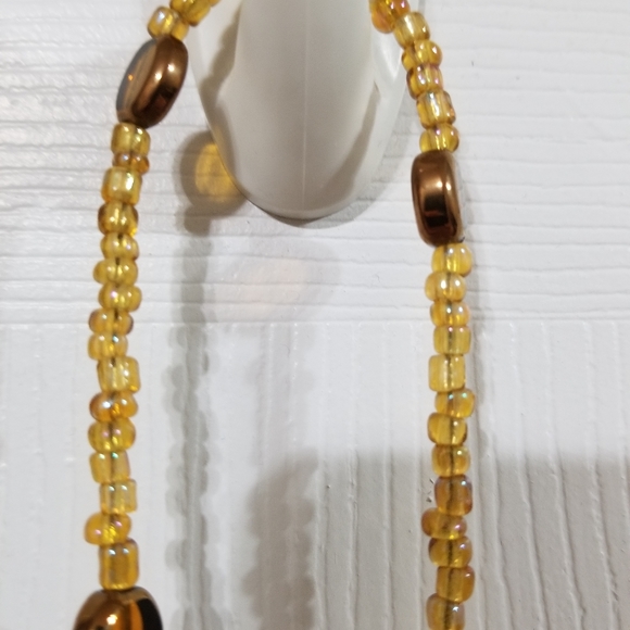 Beaded necklace - Picture 5 of 5